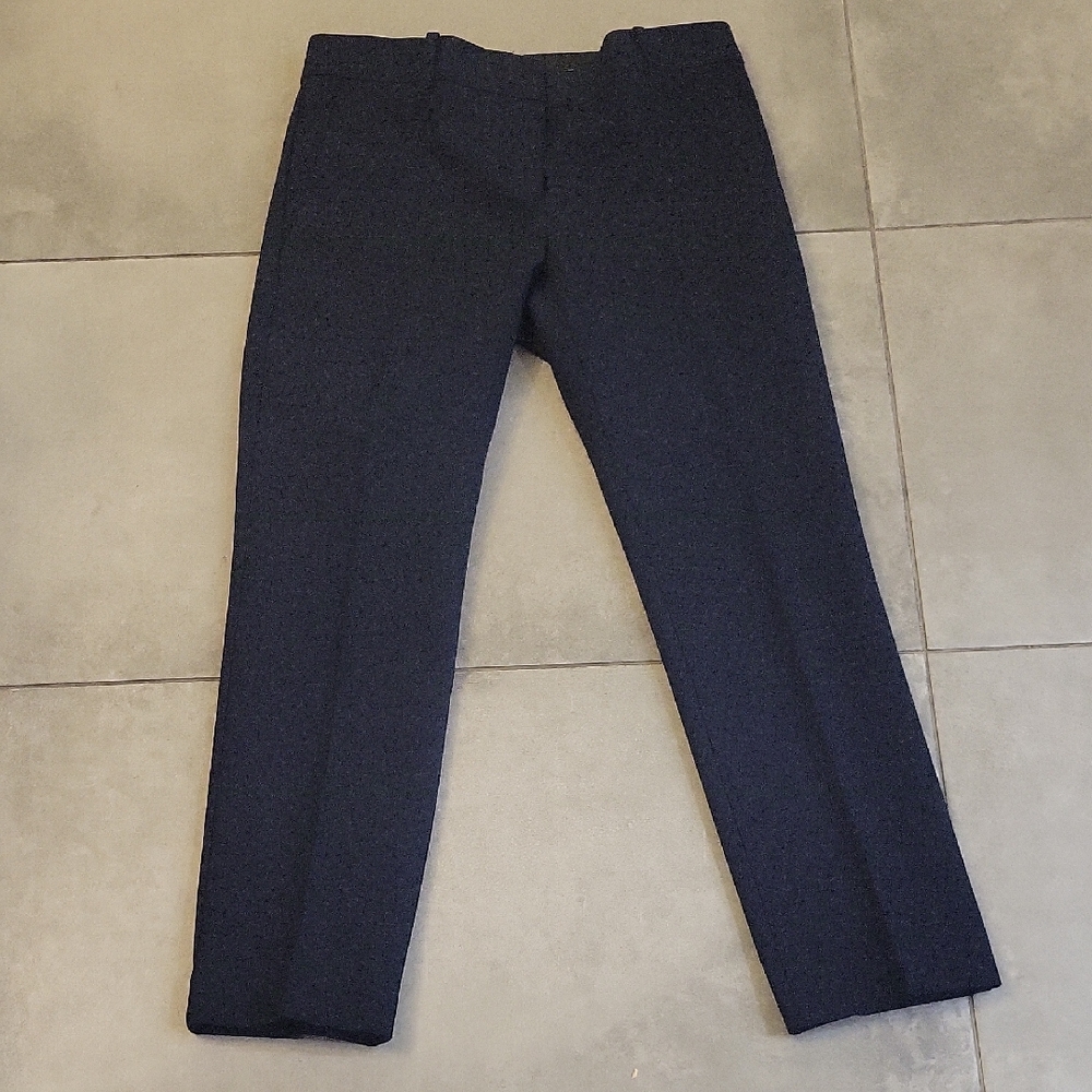 Ann Taylor Women's Navy Blue Cropped Pants